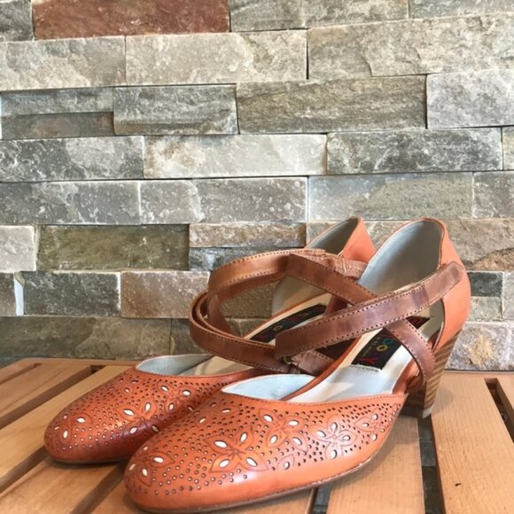 Everybody Women's Rolto - Picture 2 of 5